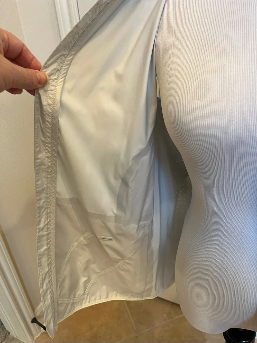 NWOT Lululemon light vest